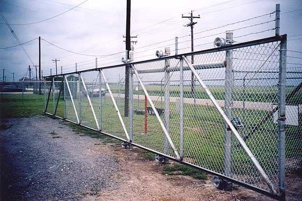 46 ft Cantilever Gate (C5)